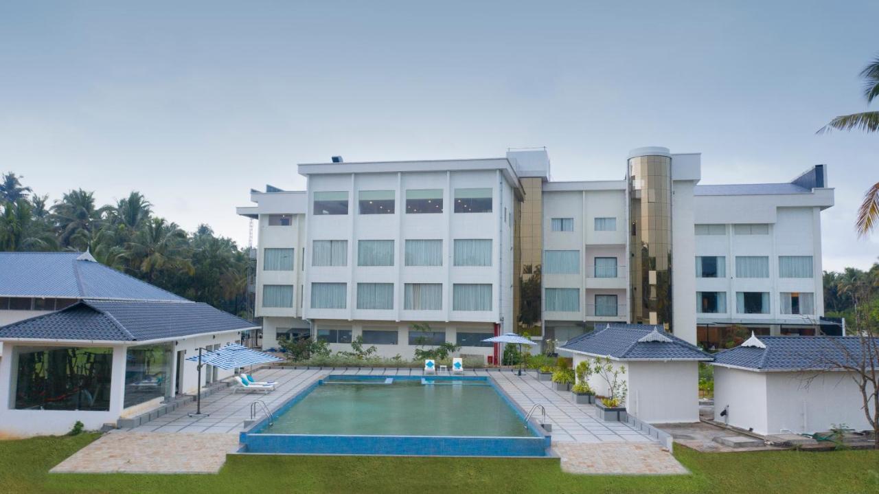 Blue Serene Resort Guruvāyūr Dış mekan fotoğraf